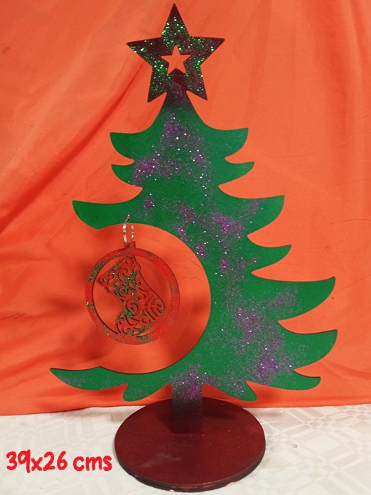 Arbol navidad con bola calcetin 2