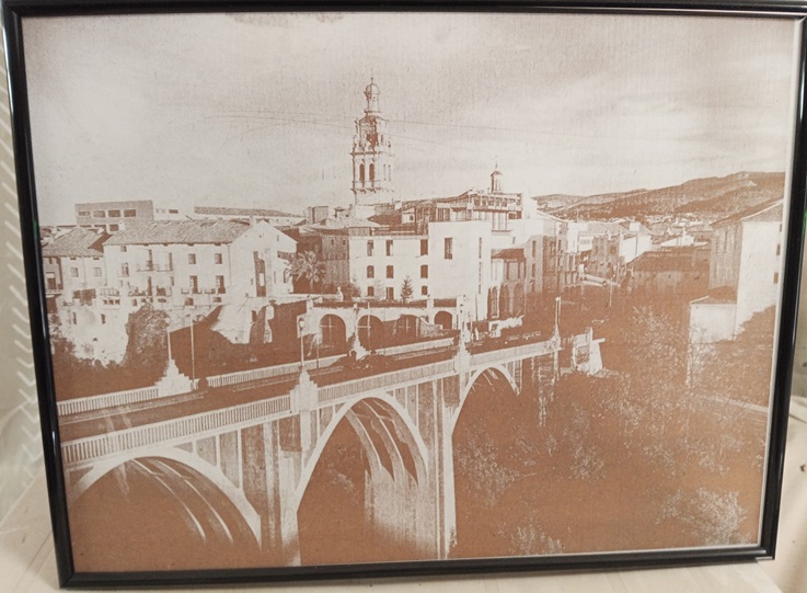 Cuadro de Ontinyent grabado en MDF con marco