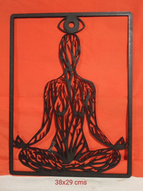 Mural silueta yoga raices