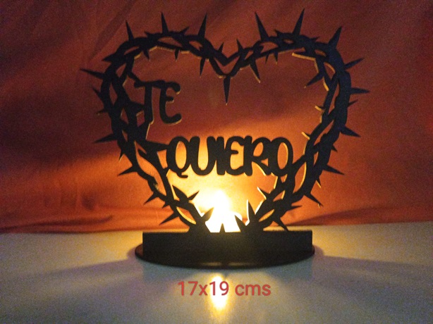 Portavelas corazon con espinas con texto te quiero